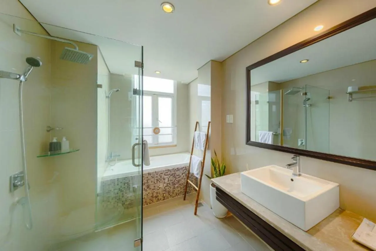 Beach House An Thuong Hotel Da Nang