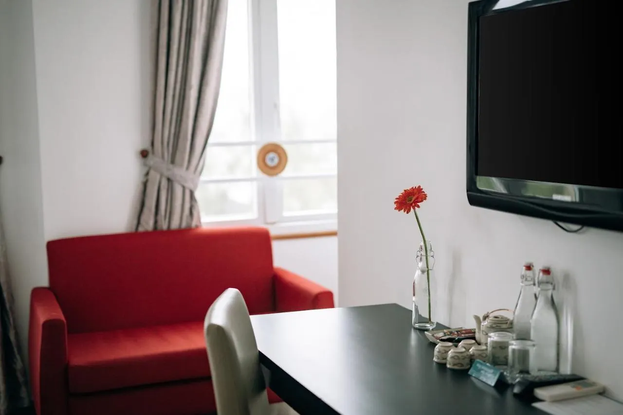 Beach House An Thuong Hotel Da Nang